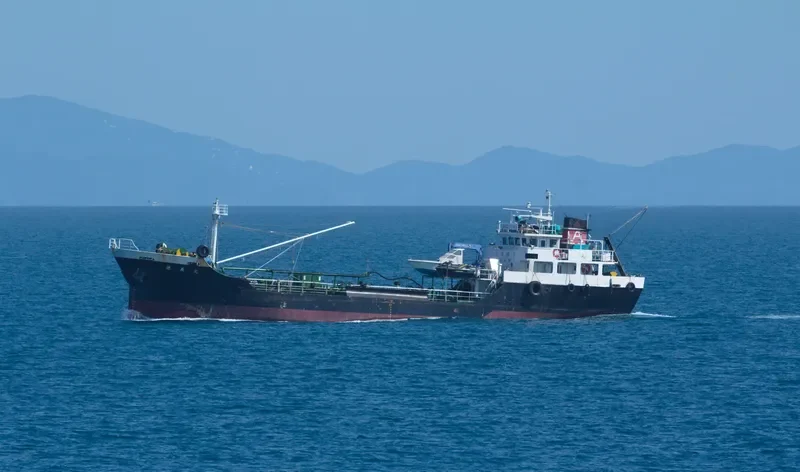 TOKUYOSHI MARU Tanker IMO 9079482 photo 4