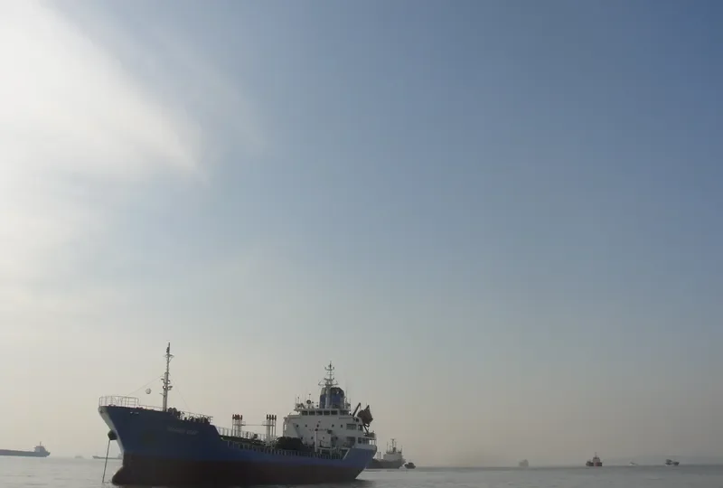 MAGNET STAR Tanker IMO 9080302 photo 2