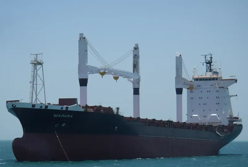MADURA Container Ship IMO 9080405 photo 2
