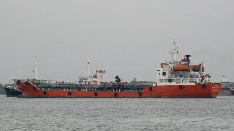 RM 1 Tanker IMO 9081045 photo 10