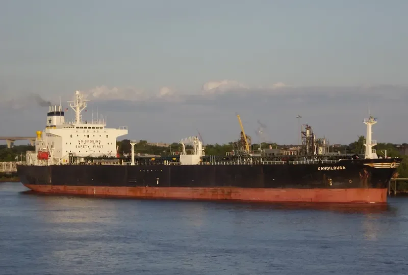 MIRAGE Tanker IMO 9081813 photo 4