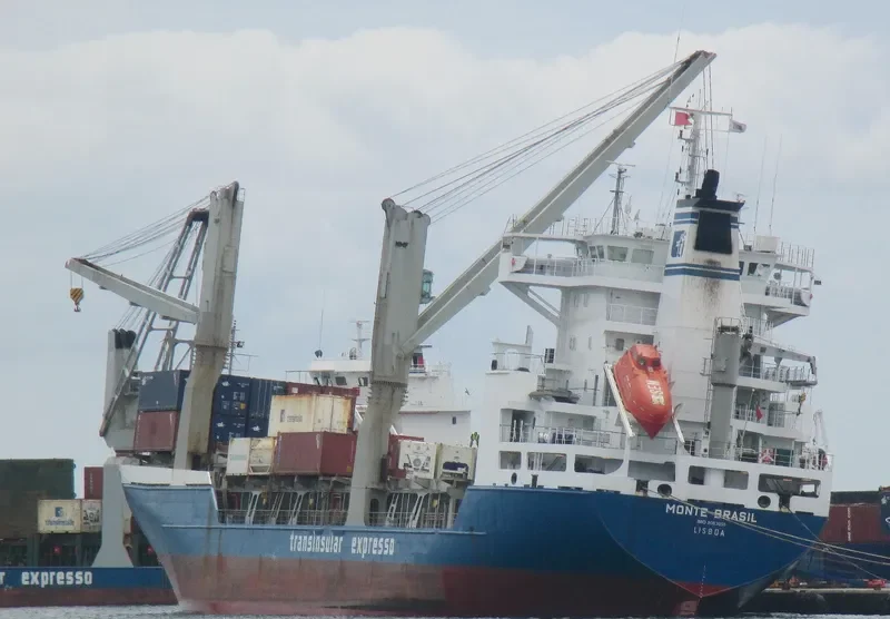 MONTE BRASIL Container Ship IMO 9083055 photo 9