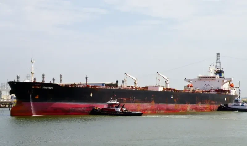 RISE FORTUNE Tanker IMO 9083316 photo 5