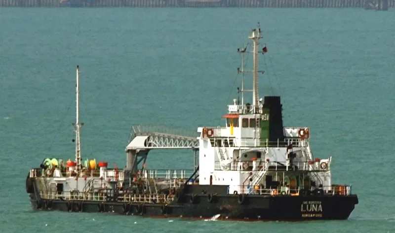 BELLA Tanker IMO 9083354 photo 4