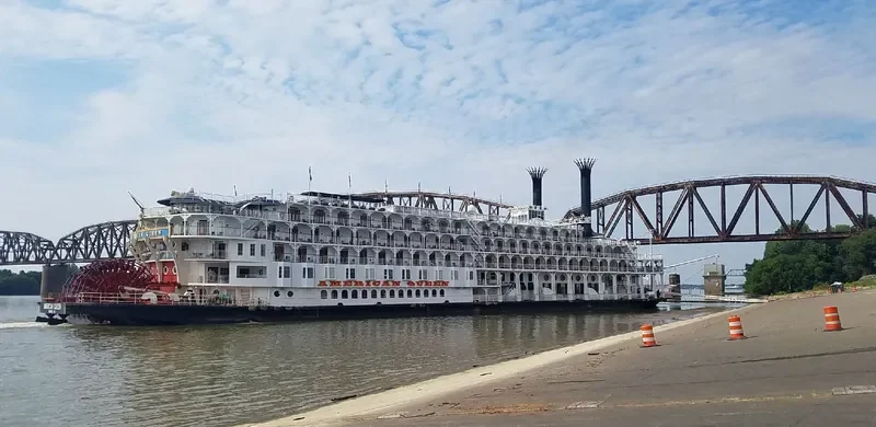 AMERICAN QUEEN Passenger Ship IMO 9084542 photo 7
