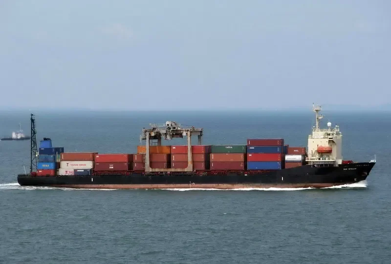 HUB STELLAR Container Ship IMO 9084774 photo 4