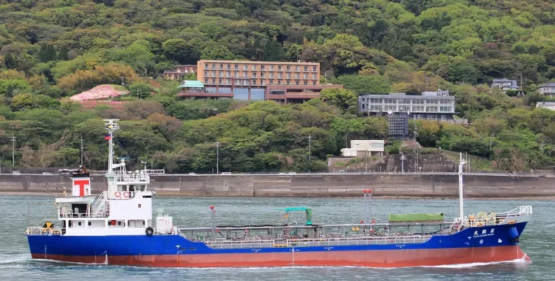 TAKATSURU MARU Tanker IMO 9084841 photo 4