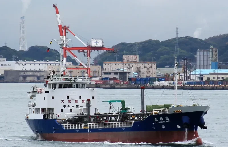 TAKATSURU MARU Tanker IMO 9084841 photo 7