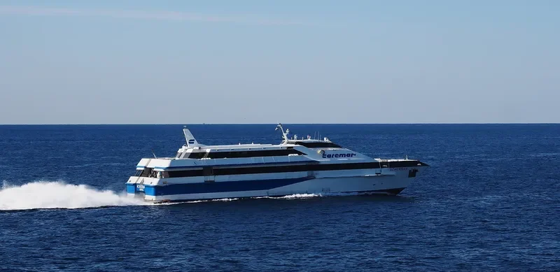 ACHERNAR Passenger Ship IMO 9086332 photo 3