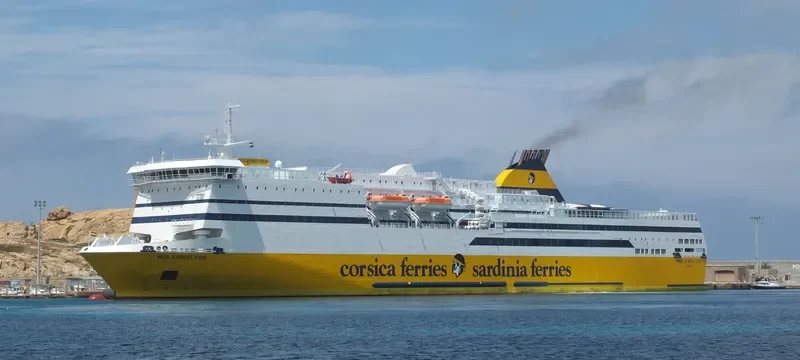 MEGA EXPRESS FOUR Ro-Ro IMO 9086590 photo 4