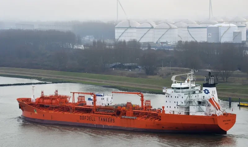 BOW CEDAR Tanker IMO 9087013 photo 6