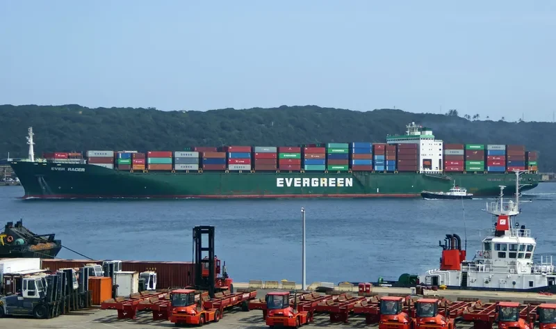 EVER RACER Container Ship IMO 9088110 photo 5