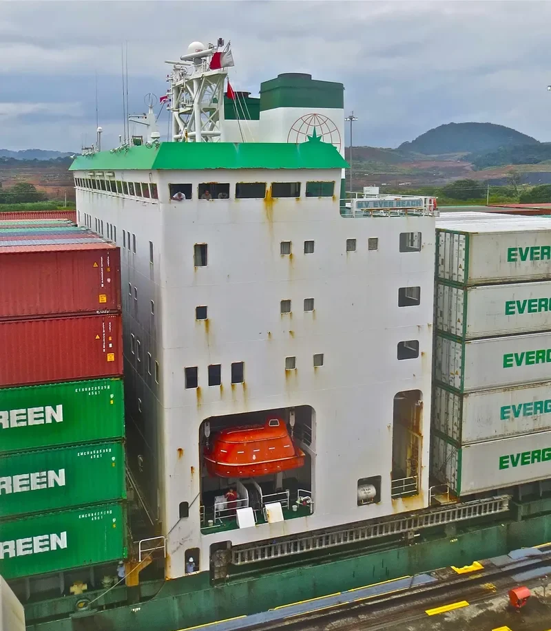 REACH Container Ship IMO 9088122 photo 10