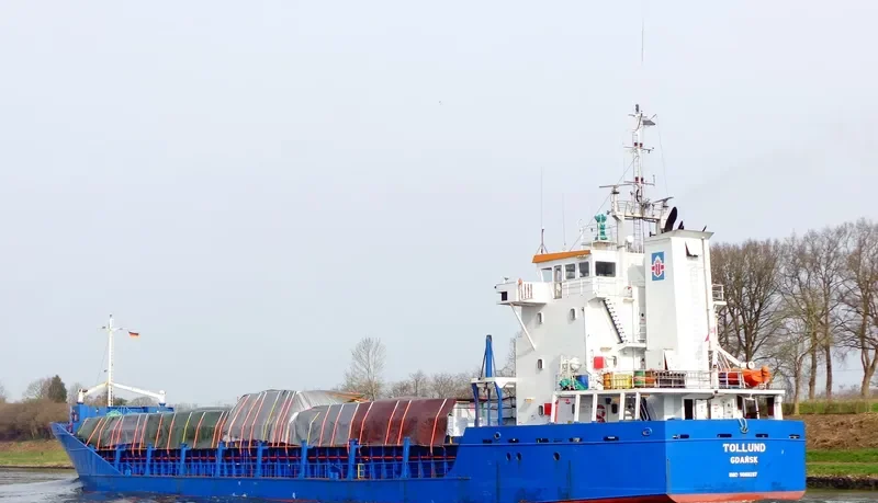 TOLLUND Container Ship IMO 9088287 photo 3