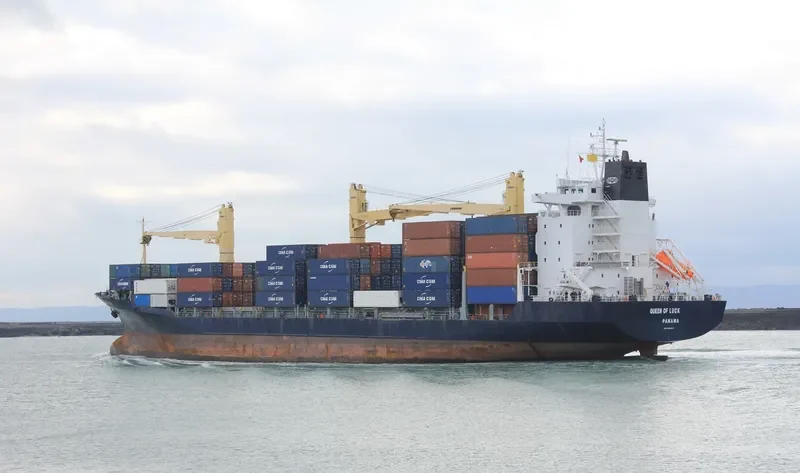 QUEEN OF LUCK Container Ship IMO 9088512 photo 8