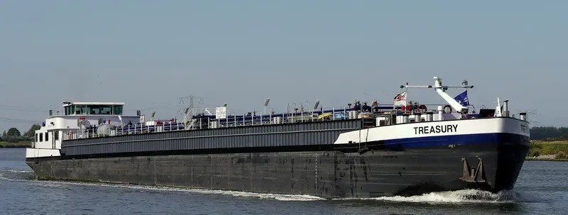 TREASURY Tanker IMO 9095864 photo 8