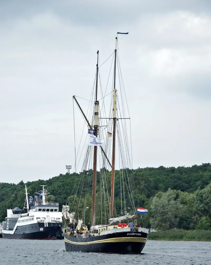 ZUIDERZEE Passenger Ship IMO 9097264 photo 3