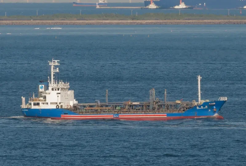 TRUZHENIK Tanker IMO 9100451 photo 5