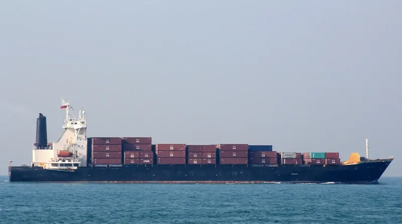 MTT KUCHING DUA Container Ship IMO 9101106 photo 8