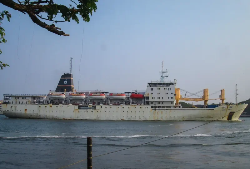 SWARAJ DWEEP Passenger Ship IMO 9101168 photo 4