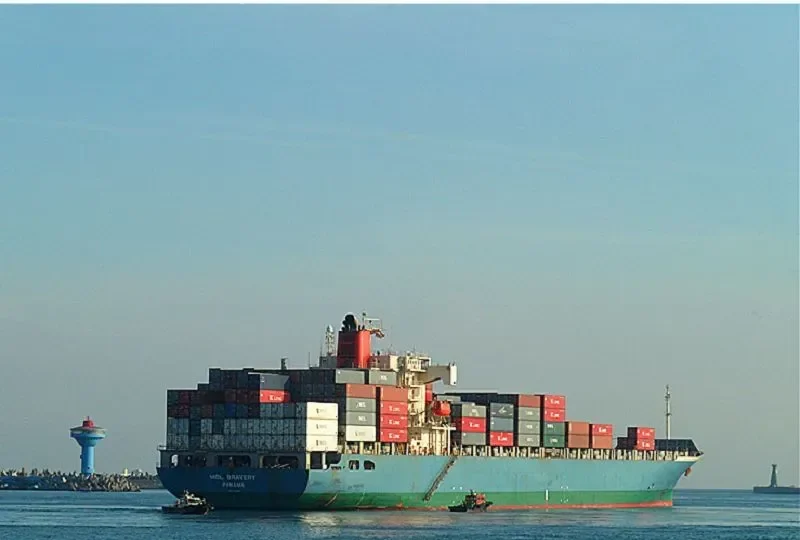 MOL BRAVERY Container Ship IMO 9101596 photo 10