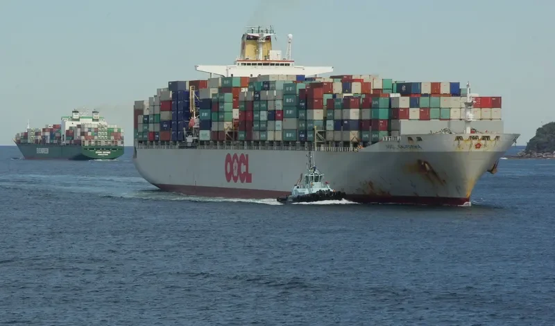 OOCL CALIFORNIA Container Ship IMO 9102289 photo 6