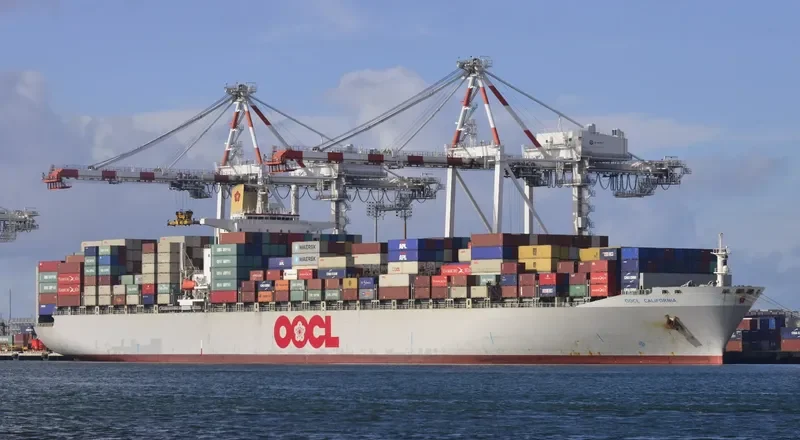 OOCL CALIFORNIA Container Ship IMO 9102289 photo 9