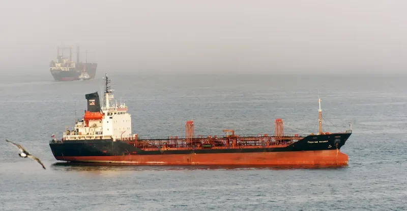 EVER GLORY Tanker IMO 9102813 photo 6