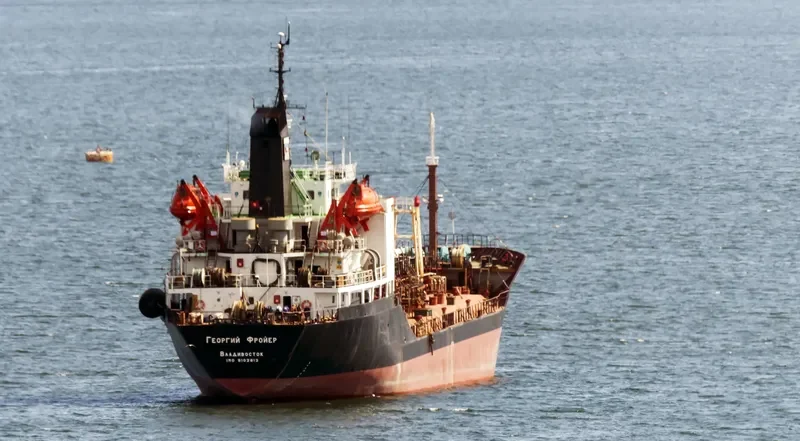 EVER GLORY Tanker IMO 9102813 photo 7