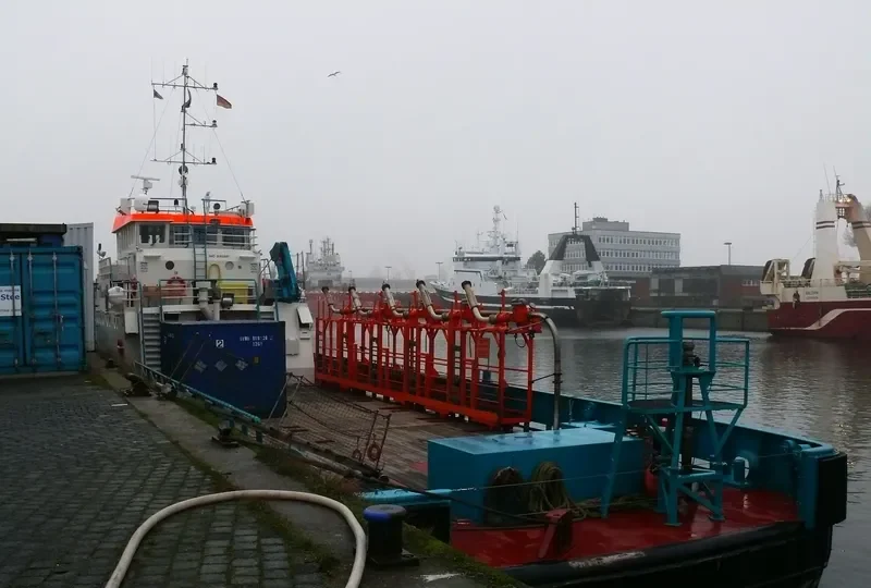 COASTAL LEGEND Offshore Vessel IMO 9102887 photo 6