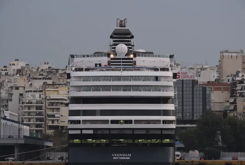 VEENDAM Passenger Ship IMO 9102992 photo 3