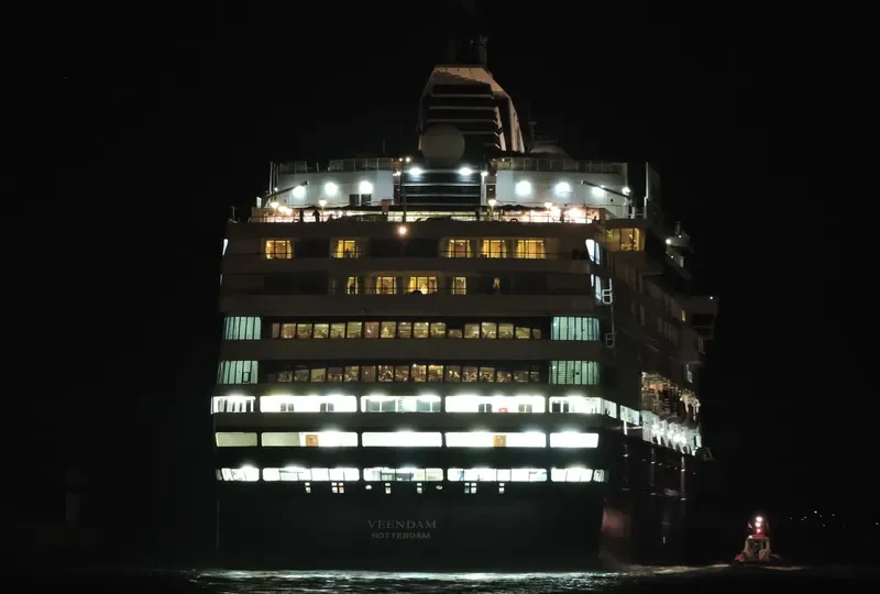 VEENDAM Passenger Ship IMO 9102992 photo 6