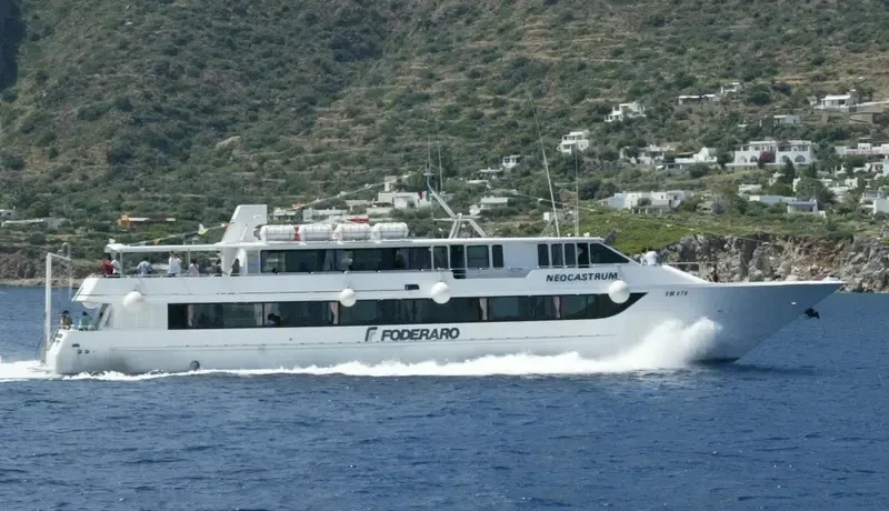EOLIAN KING Passenger Ship IMO 9103001 photo 4