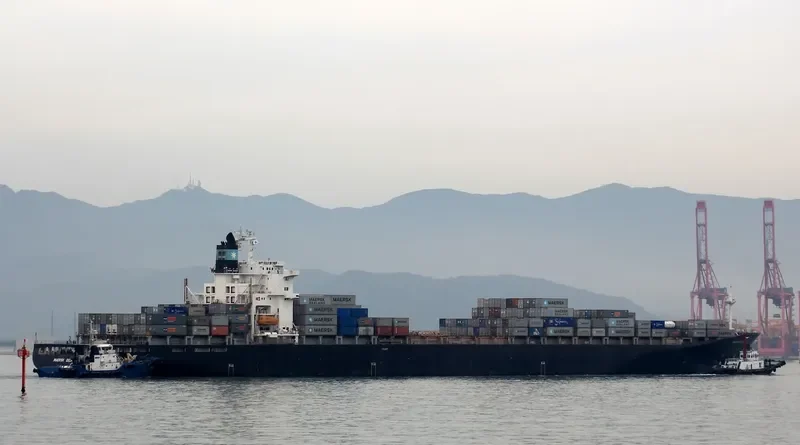 SEZZE Container Ship IMO 9103037