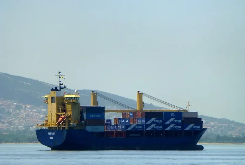 MEDKON ISTANBUL Container Ship IMO 9103386 photo 7
