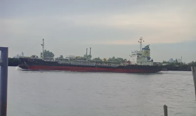 BIG SEA 17 Tanker IMO 9103647 photo 3