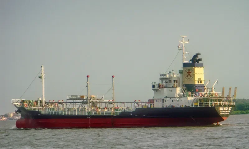 BIG SEA 17 Tanker IMO 9103647 photo 7