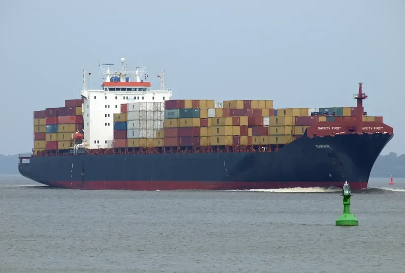DARWIN Container Ship IMO 9103702 photo 10