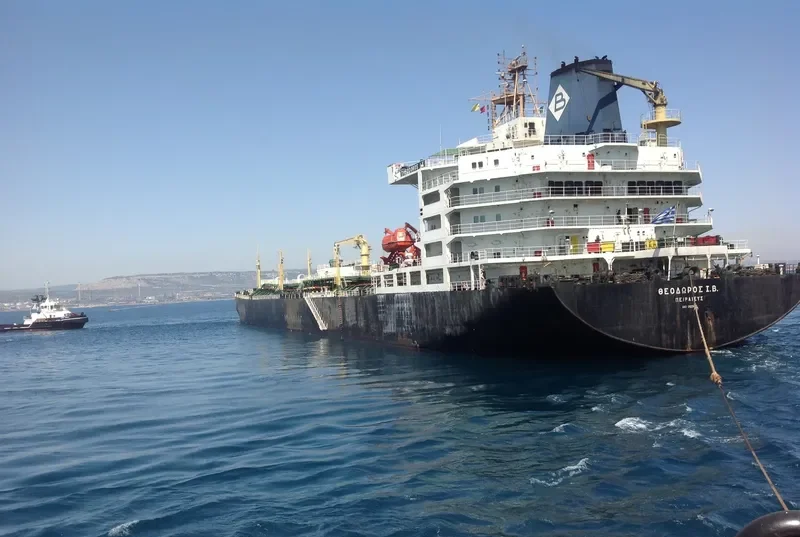 THEODOROS I.V. Tanker IMO 9103831 photo 6