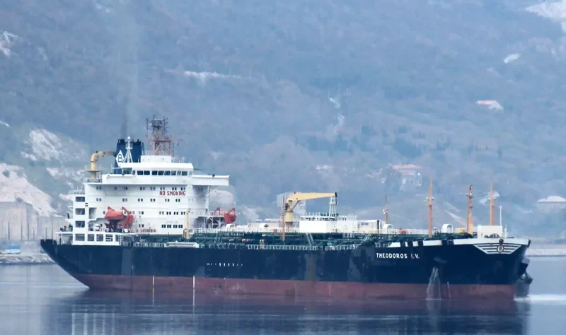 THEODOROS I.V. Tanker IMO 9103831 photo 10