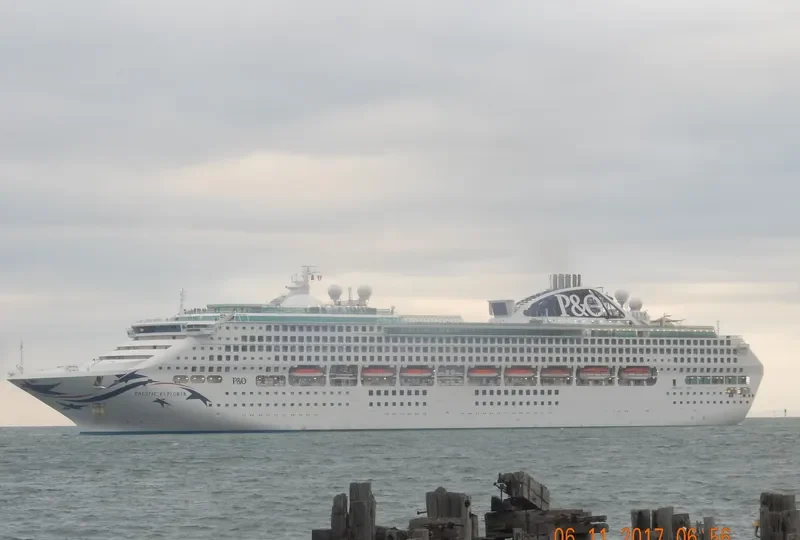 PACIFIC EXPLORER Passenger Ship IMO 9103996 photo 4