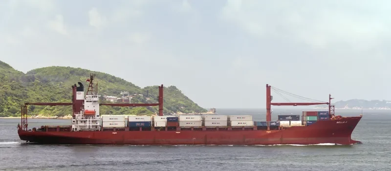 BELLA J Container Ship IMO 9104512 photo 3