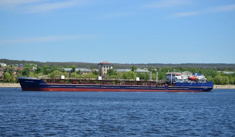 VOLGA Tanker IMO 9104770 photo 7
