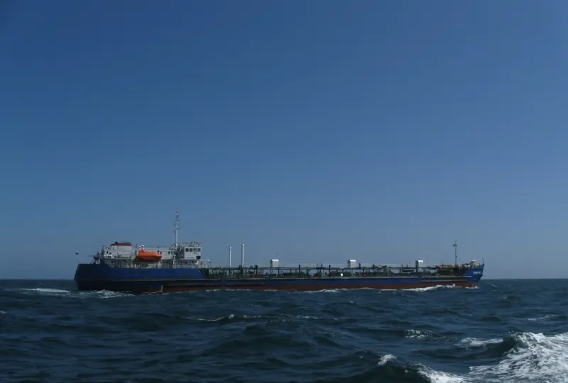 KAZAN CITY Tanker IMO 9104782 photo 6