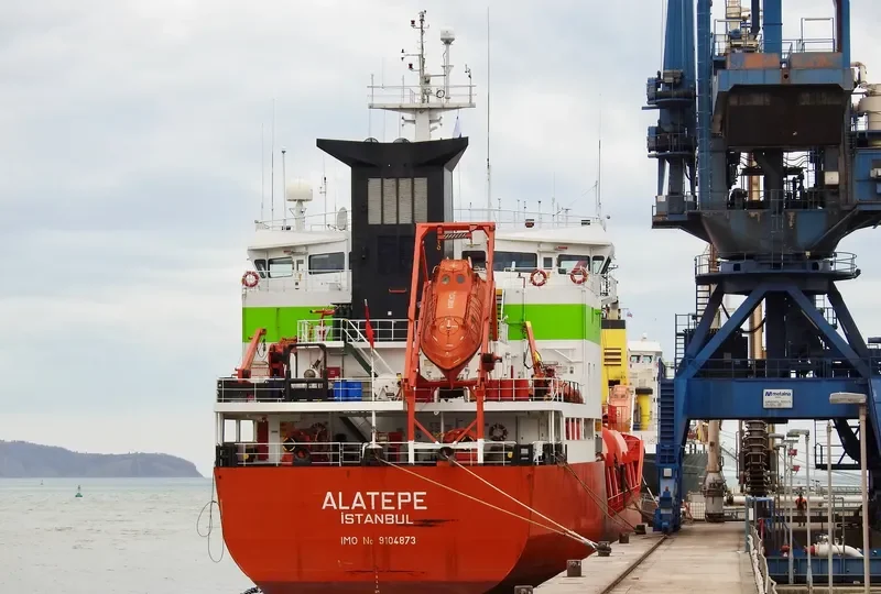 ALATEPE Tanker IMO 9104873 photo 2
