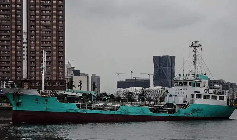 HON YUN Tanker IMO 9105449 photo 2