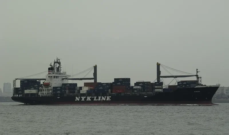 RUBY Container Ship IMO 9106778 photo 8