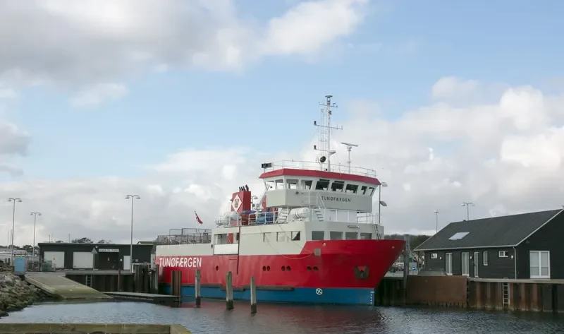 TUNOFAERGEN Passenger Ship IMO 9107875 photo 2