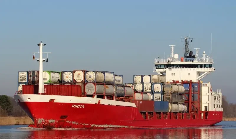 PIRITA Container Ship IMO 9108063 photo 6