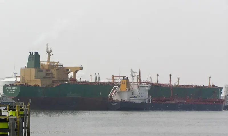 DS VADA Tanker IMO 9108154 photo 2